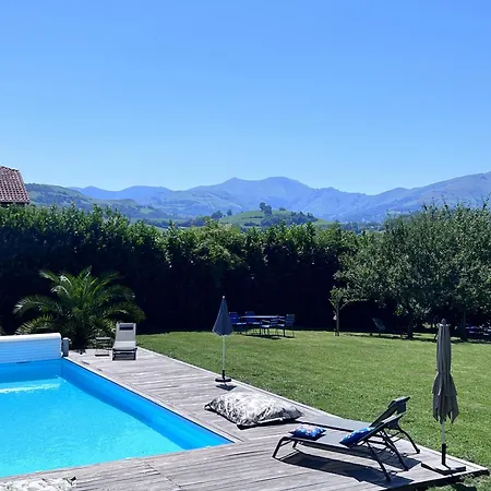 Munhoa 2 A 4 Personnes * Caro (Pyrenees-Atlantiques)
